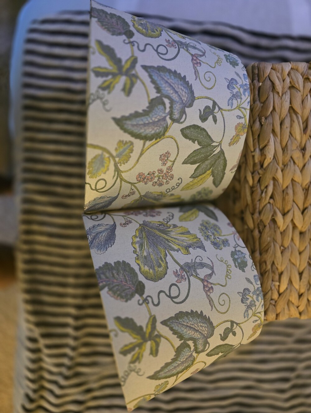 Floral Printed Lampshade Pair - Multicolor Bella Swan - Picture 8 of 11